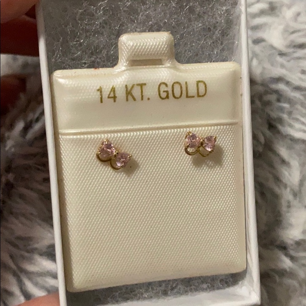 Bow earrings 🎀